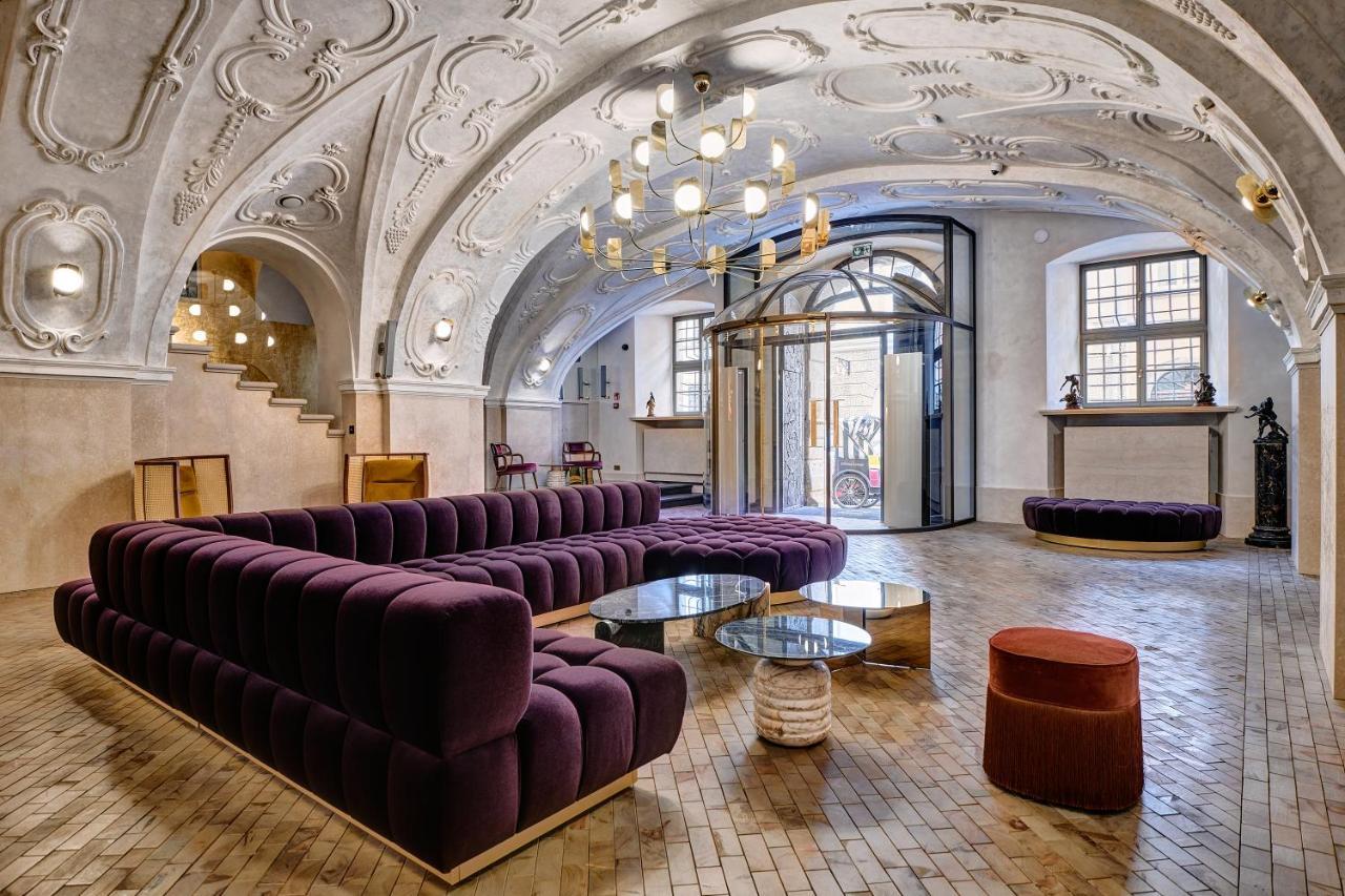 Hotel H15 Luxury Palace - Destigo Hotels クラクフ エクステリア 写真 The interior of the hotel